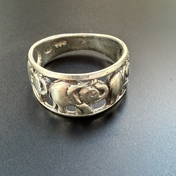 Vintage sterling silver 925 Elephant band ring size 6.5 good luck safari animal - Picture 9 of 10